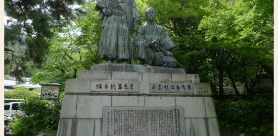 円山公園銅像