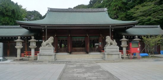 霊山護国神社境内