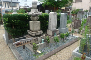 寺田屋お登勢の墓